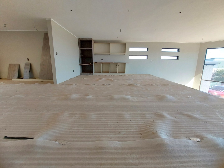 5 Bedroom Property for Sale in Seasons Lifestyle Estate North West